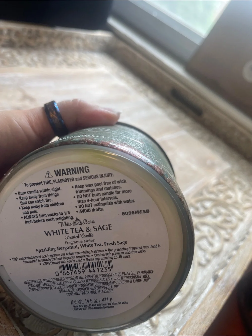 White Barn White Tea & Sage Candle - Green